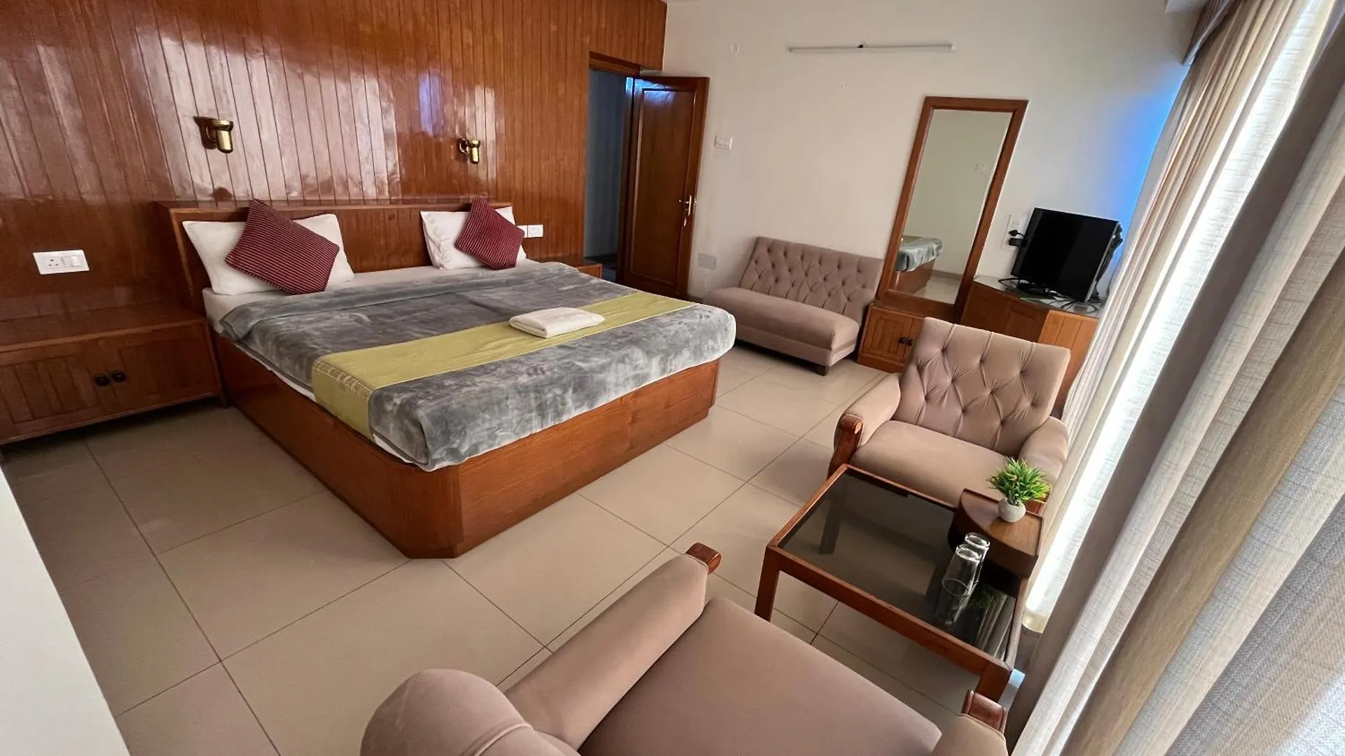 B&B Tara Home Hp Hight Court 심라